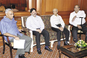 N Sankar, Union Minister for Textiles Dayanidhi Maran, V Narayanan, VL Dutt.