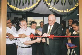Bernard J Alter, US Consul-General and Ed Longo, President & COO, Decision Consultants, Inc., USA, inaugurating the Offshore Performance Centre of Excellence (OPCOE) at Chennai