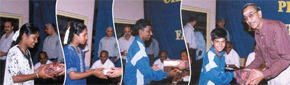 K S Venkiteswaran, President-IR (Corporate), Chemplast Sanmar Limited, giving away mementos to the employees’ children for their outstanding performance in state/national level table tennis tournaments.