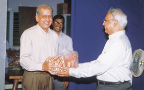V Ranganathan, President, receiving the winners’ prize for tug-of-war from V Ramesh